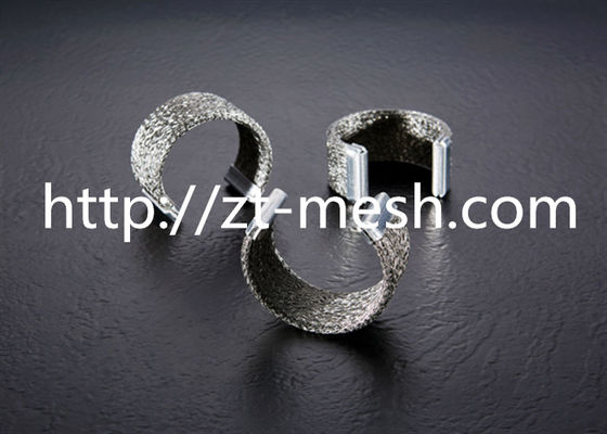 Wire Mesh Rajutan Terkompresi 20*60mm Fleksibel Memberikan Filtrasi Yang Sangat Baik dan Stabilitas Struktural dalam Aplikasi Industri