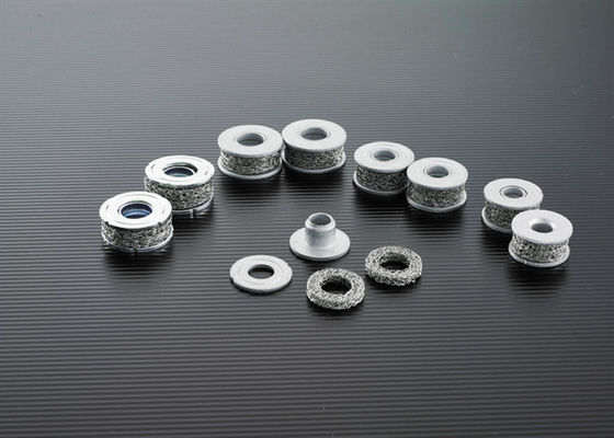 Bentuk Cincin Bulat Logam Sus Rajutan Wire Mesh Gasket Terkompresi Untuk Mesin Kendaraan